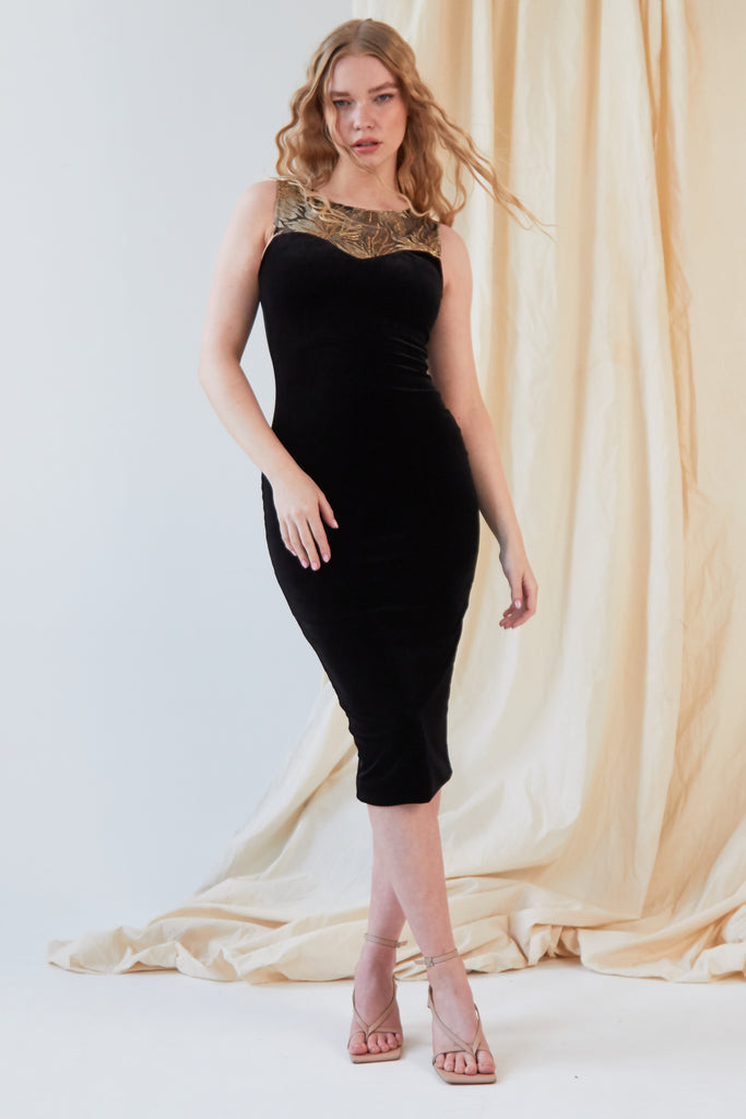 Sarvin Sweetheart Neckline Dress with beading.