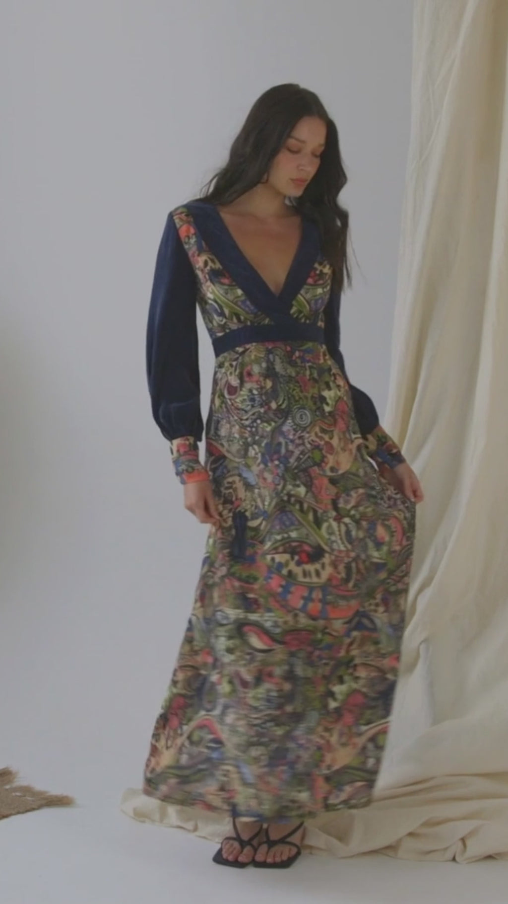 Printed Long Sleeve Maxi Dress